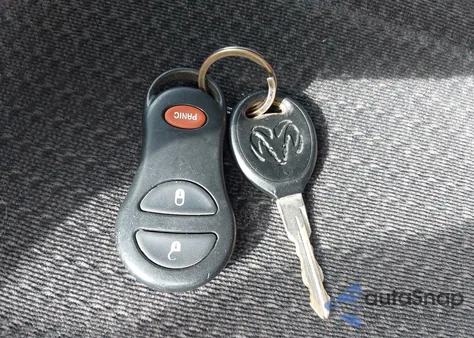 2003 Dodge Ram 1500 Slt/Laramie/St из США, поврежденный, VIN 1D7HU18D43S336771